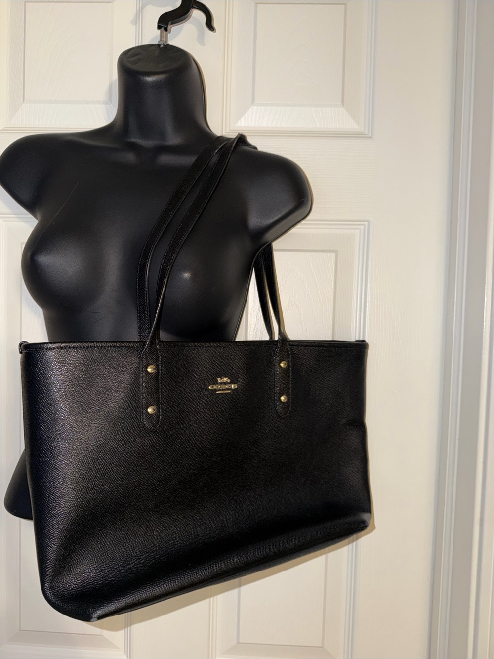 Coach City Zip Tote F58846 Black Crossgrain Leather Shoulder Tote Bag
